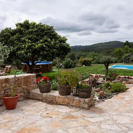 Casas Alfaiate Сasa de vacaciones Alvorge