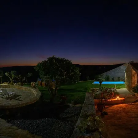 Casas Alfaiate Сasa de vacaciones *